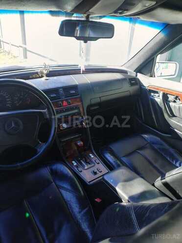 Mercedes C 200 1995, 390,000 km - 2.0 l - Ucar