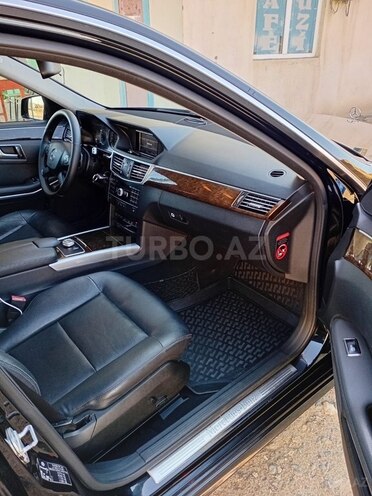 Mercedes E 200 d 2012, 253,000 km - 2.2 l - Ağdam