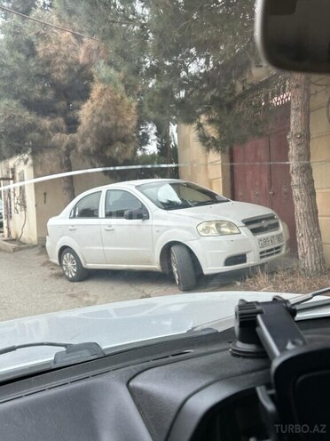 Chevrolet Aveo-4