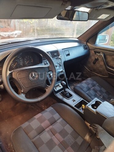 Mercedes C 180 1993, 100,000 km - 1.8 л - Masallı