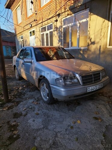 Mercedes C 180 1993, 100,000 km - 1.8 л - Masallı