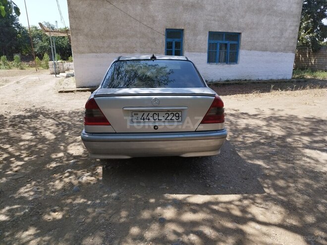 Mercedes C 180 1993, 100,000 km - 1.8 л - Masallı