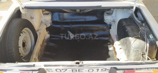 LADA (VAZ) 2106 1988, 98,681 km - 1.6 l - Salyan