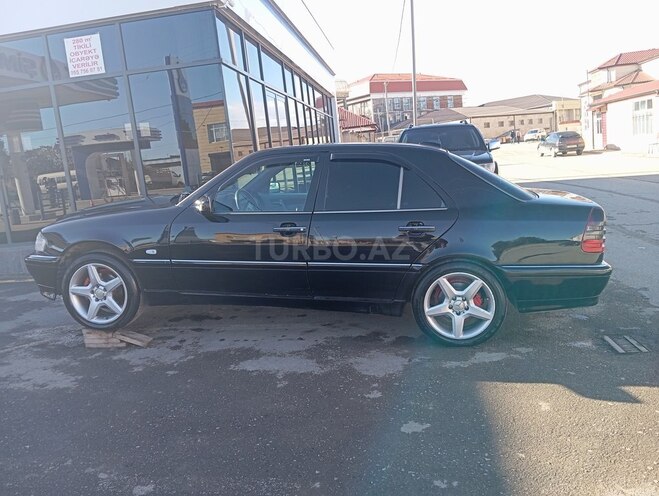 Mercedes C 230 1998, 198,000 km - 2.3 l - Quba
