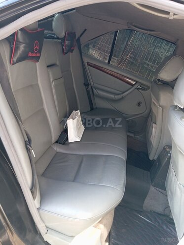 Mercedes C 230 1998, 198,000 km - 2.3 l - Quba
