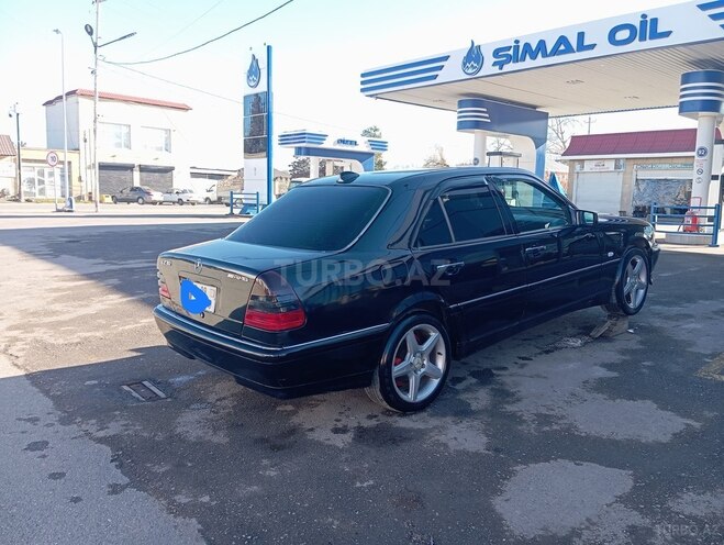 Mercedes C 230 1998, 198,000 km - 2.3 l - Quba