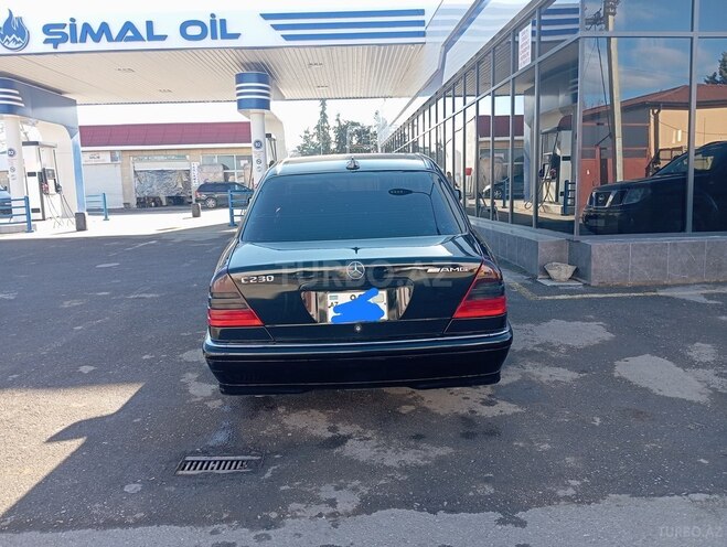 Mercedes C 230 1998, 198,000 km - 2.3 l - Quba