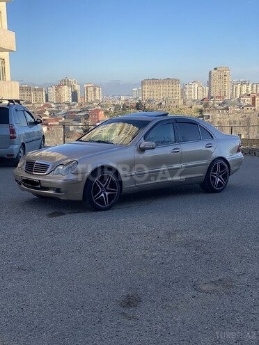 Mercedes C 240 2002, 117,171 km - 2.4 l - Bakı