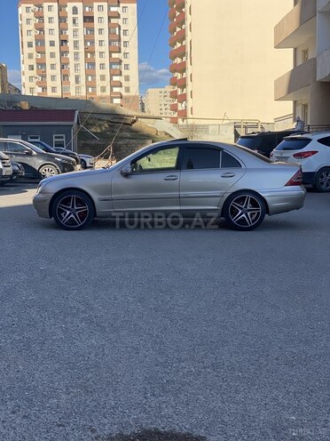 Mercedes C 240 2002, 117,171 km - 2.4 l - Bakı