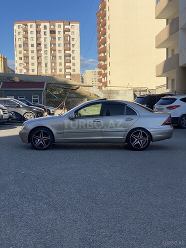 Mercedes C 240 2002, 117,171 km - 2.4 l - Bakı