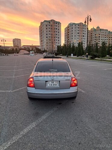Volkswagen Passat 2004, 269,852 km - 1.8 l - Sumqayıt