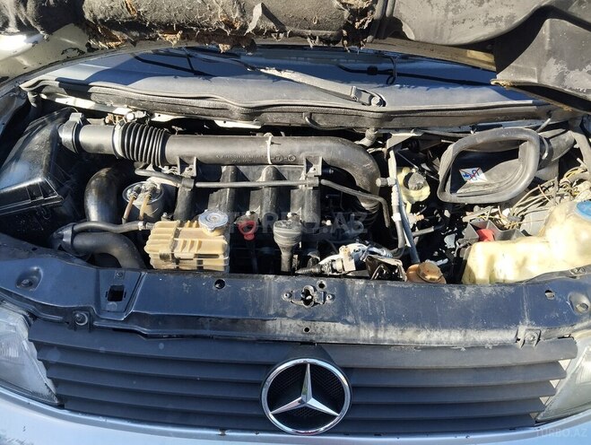 Mercedes Vito 112 2000, 350,000 km - 2.2 l - Bakı