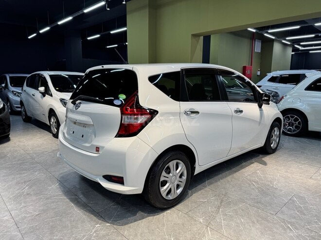 Nissan Note-9