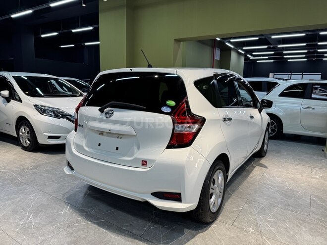 Nissan Note-10