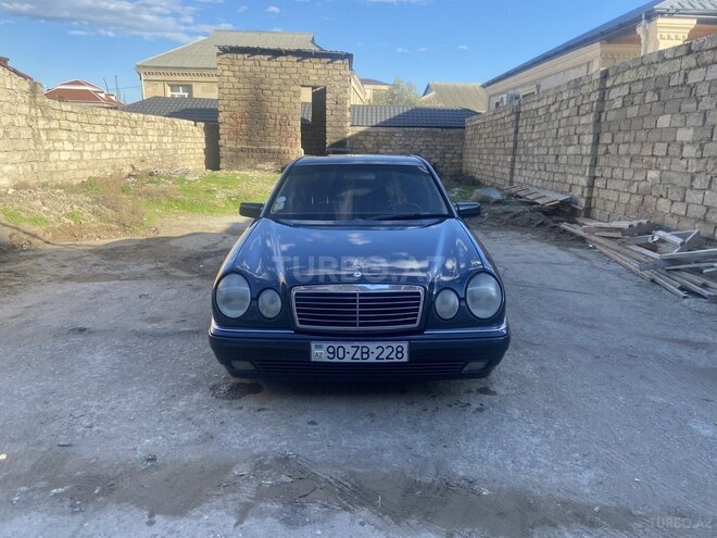Mercedes E 230 1996, 471,000 km - 2.3 l - Bakı