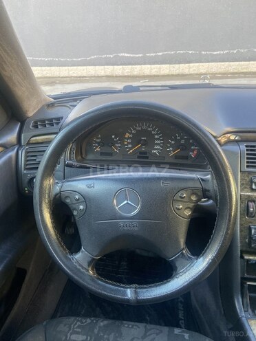 Mercedes E 230 1996, 471,000 km - 2.3 l - Bakı