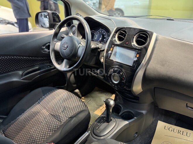 Nissan Note-3