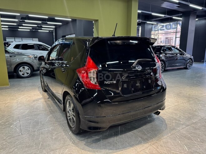 Nissan Note-8