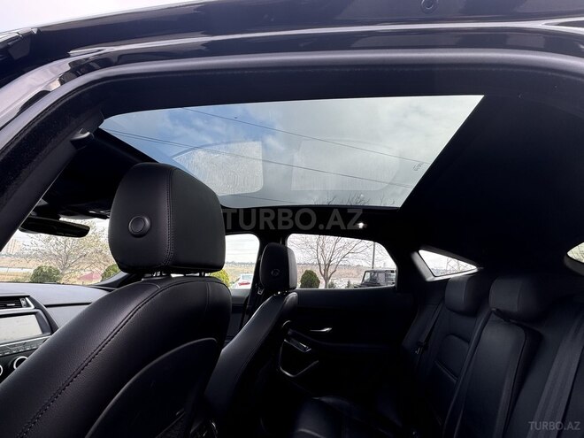 Jaguar E-Pace-10