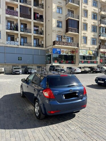 Kia Ceed 2010, 308,000 km - 1.6 л - Bakı