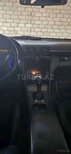 Mercedes C 240 2001, 422,675 km - 2.6 l - Quba