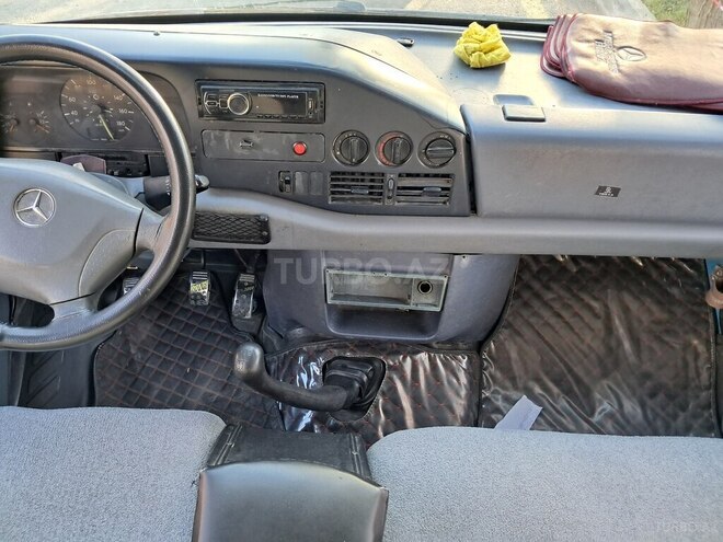 Mercedes Sprinter 208 1996, 253,100 km - 2.2 l - Bakı