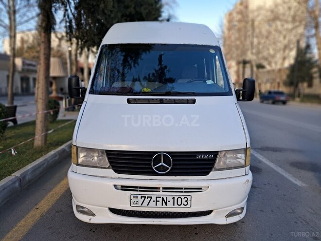 Mercedes Sprinter 208 1996, 253,100 km - 2.2 l - Bakı