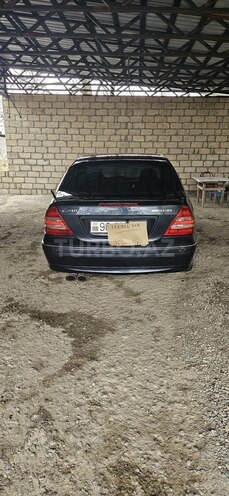 Mercedes C 240 2001, 422,675 km - 2.6 l - Quba