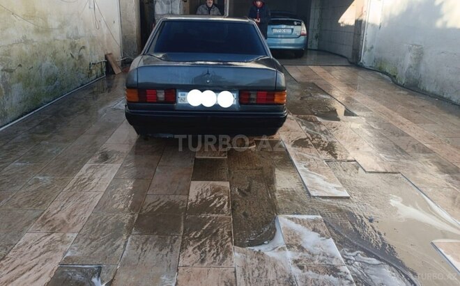 Mercedes 190 1985, 321,000 km - 2.0 l - Bakı