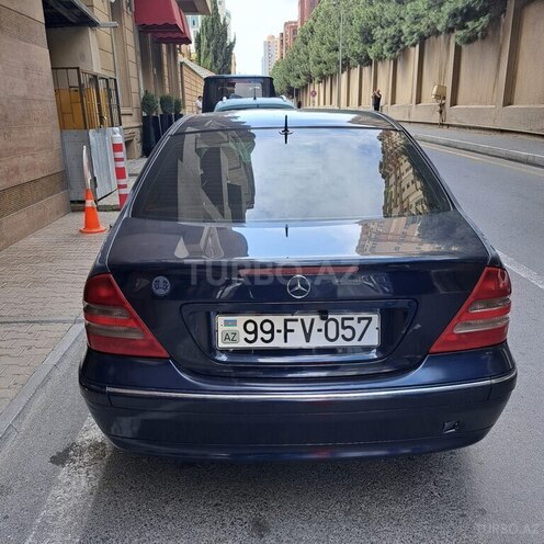 Mercedes C 200 2003, 226,000 km - 1.8 l - Sumqayıt