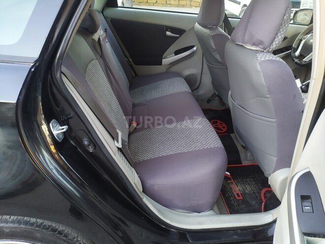 Toyota Prius 2011, 336,353 km - 1.8 l - Bakı
