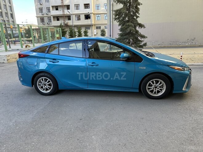 Toyota Prius Prime 2017, 32,187 km - 1.8 l - Bakı