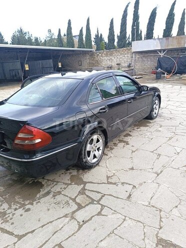 Mercedes E 200 d 2005, 370,000 km - 2.2 l - Bakı
