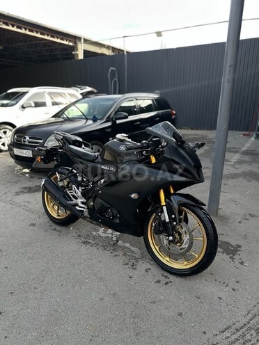 Yamaha R15 V4 2023, 7,600 km - 0.2 л - Bakı