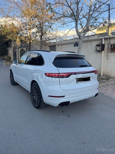 Porsche Cayenne S-7