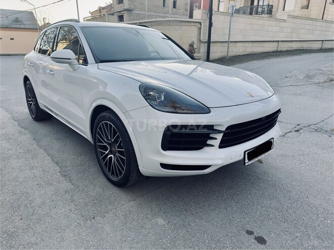 Porsche Cayenne S-11