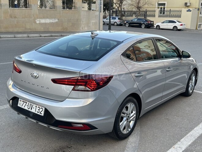 Hyundai Elantra 2019, 157,716 km - 2.0 l - Bakı