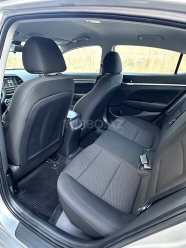 Hyundai Elantra 2019, 157,716 km - 2.0 l - Bakı