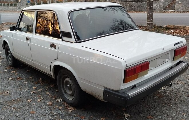LADA (VAZ) 2107 2006, 99,000 km - 1.6 l - Şəki