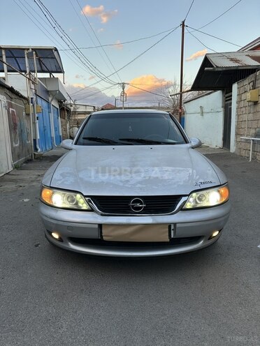 Opel Vectra 1998, 353,040 km - 2.0 l - Bakı