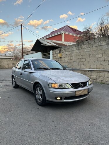 Opel Vectra 1998, 353,040 km - 2.0 l - Bakı