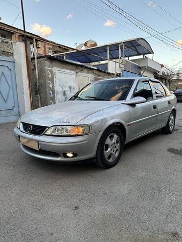 Opel Vectra 1998, 353,040 km - 2.0 l - Bakı