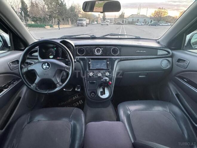 Mitsubishi Airtrek 2001, 240,111 km - 2.0 l - Sumqayıt