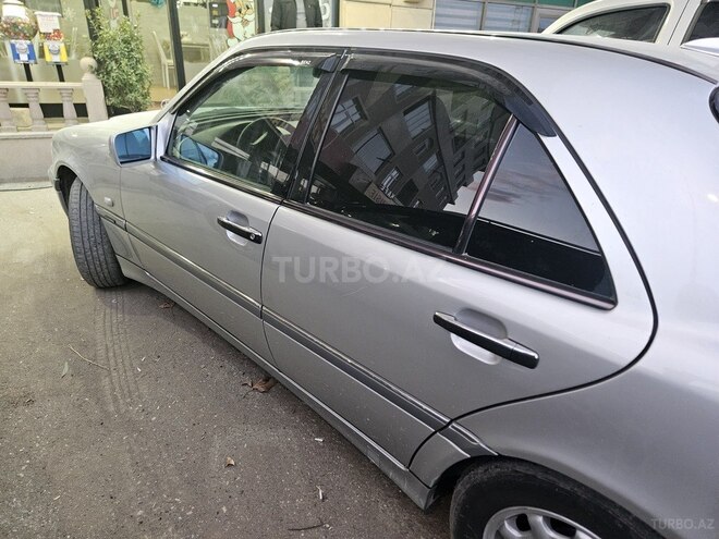 Mercedes C 200 1999, 322,066 km - 2.0 л - Bakı