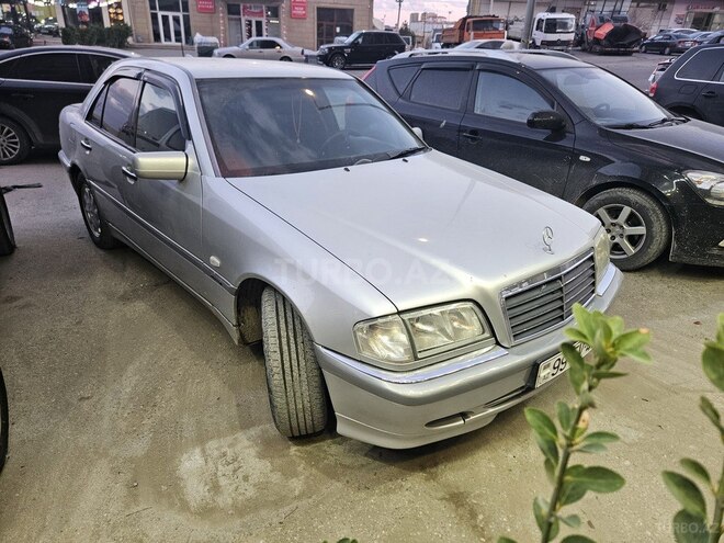 Mercedes C 200 1999, 322,066 km - 2.0 л - Bakı