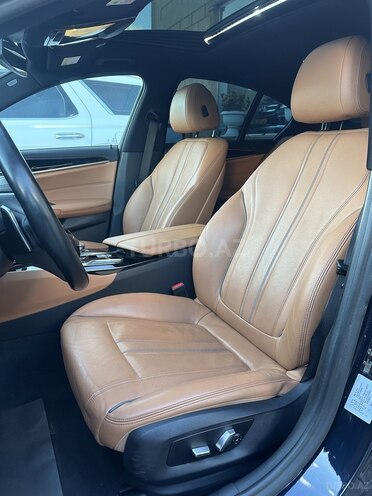 BMW 520 2018, 127,000 km - 2.0 l - Bakı