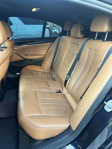 BMW 520 2018, 127,000 km - 2.0 l - Bakı
