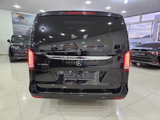 Mercedes V 250-2