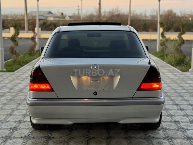 Mercedes C 230 1998, 223,000 km - 2.3 l - Saatlı