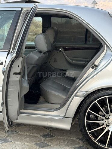 Mercedes C 230 1998, 223,000 km - 2.3 l - Saatlı